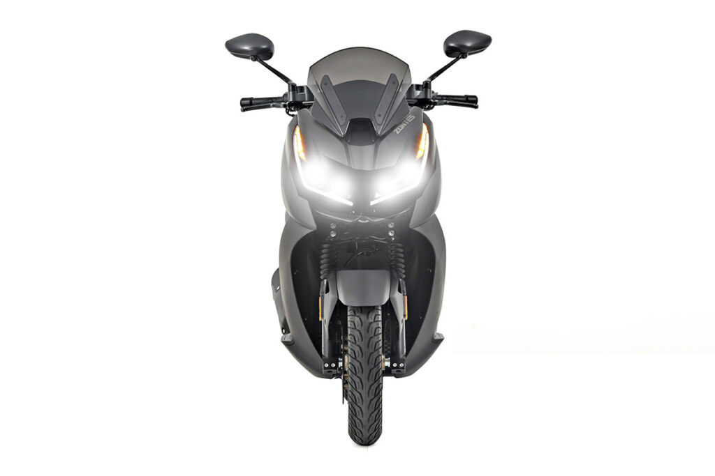 Zontes 125E negro mate