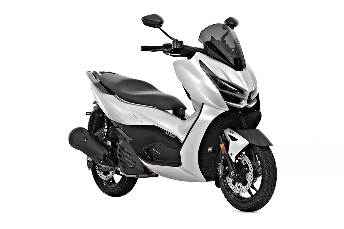 Zontes 125E plata
